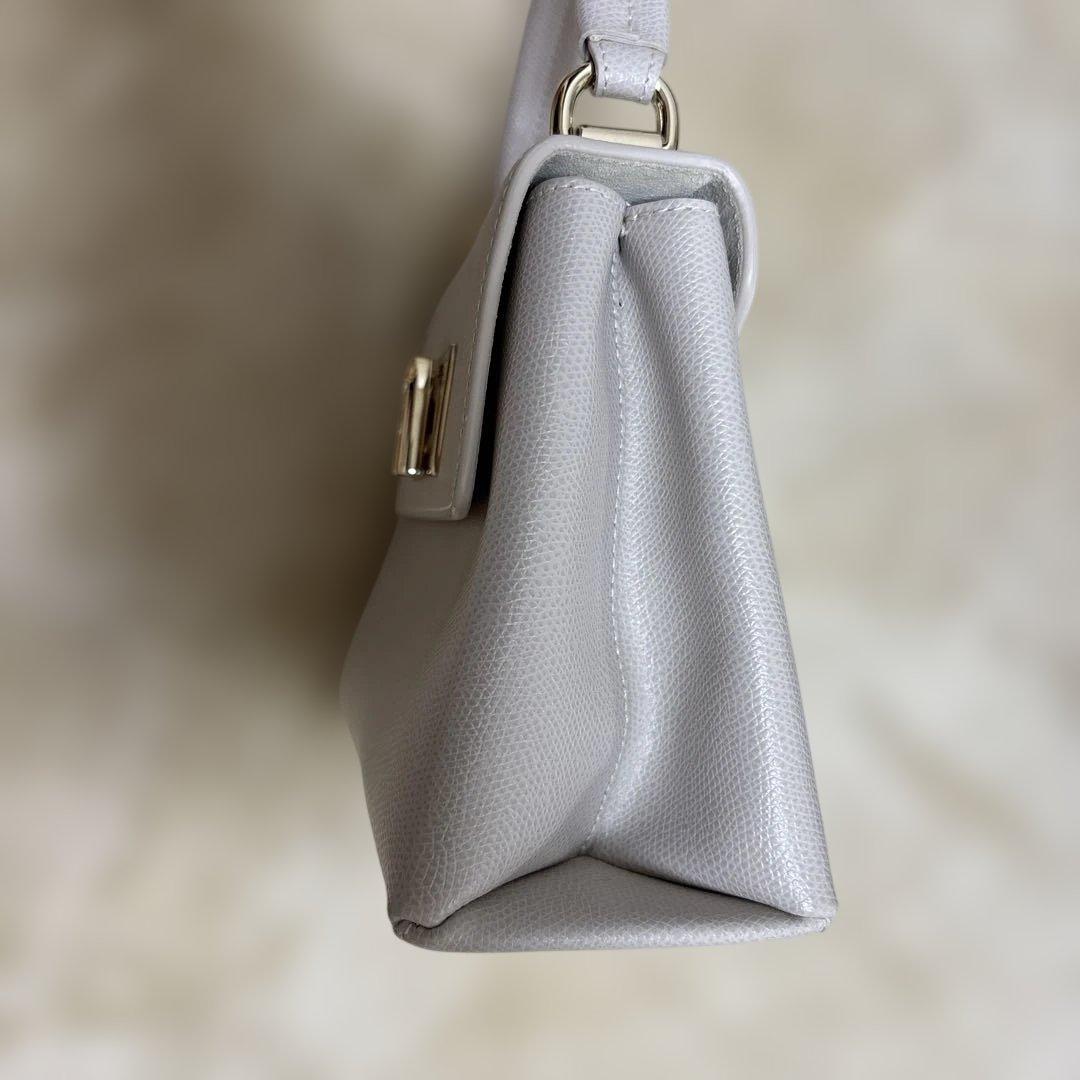 FURLA ハンドバッグ ゴールド金具