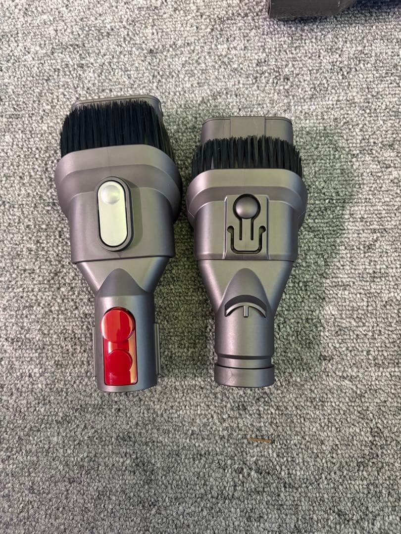 ダイソン 動作確認済Dyson V7 fluffy コードレス掃除機