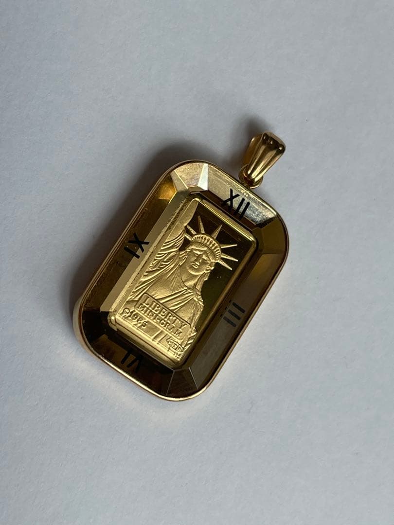 Credit Suisse 18金ゴールド ペンダント 美品