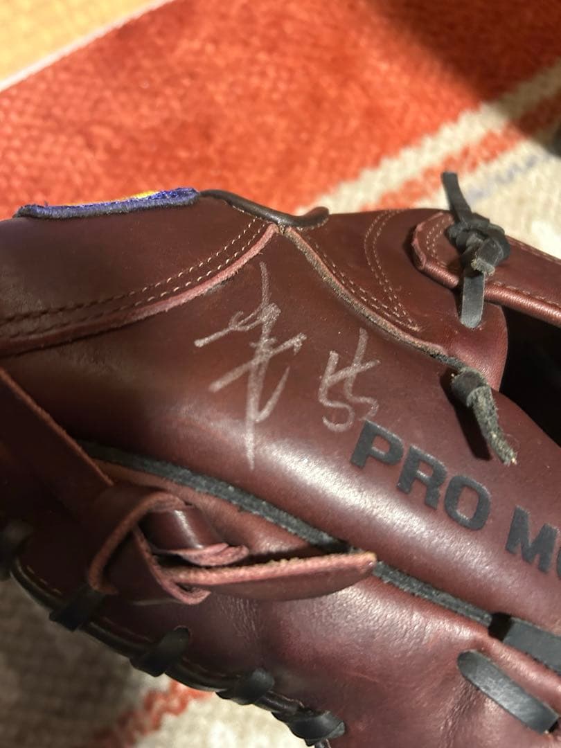 読売ジャイアンツ時代　松井秀喜モデル　サイン入りグローブ