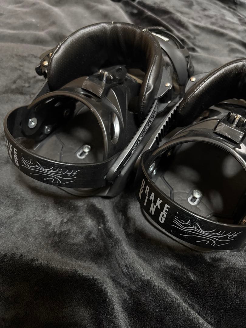 大人気のDRAKE ドレイク king キング 22-23 ブラック