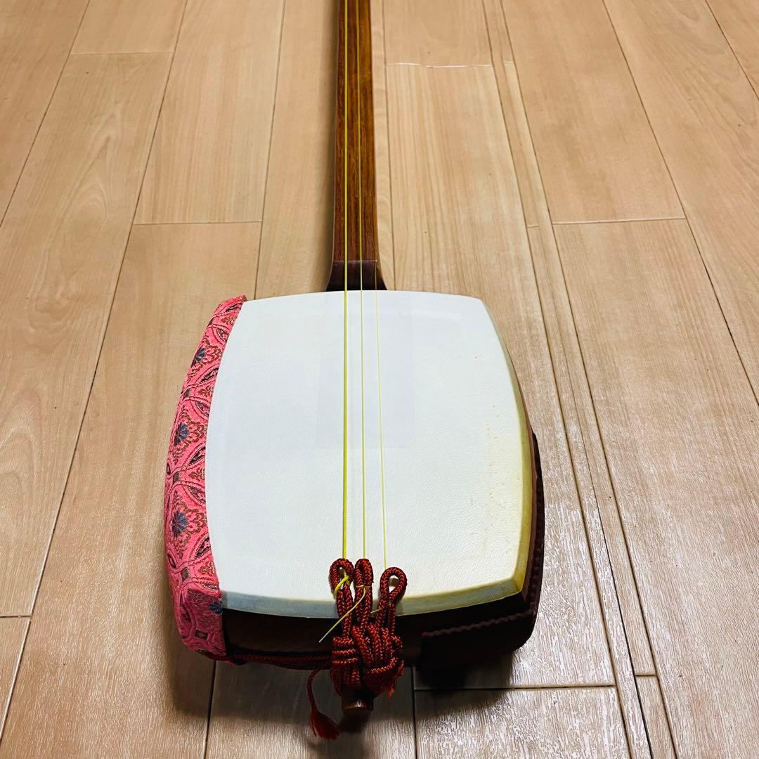 三味線 花梨 中棹 バチ ハードケース付き三味線 花梨 中棹 バチ ハード