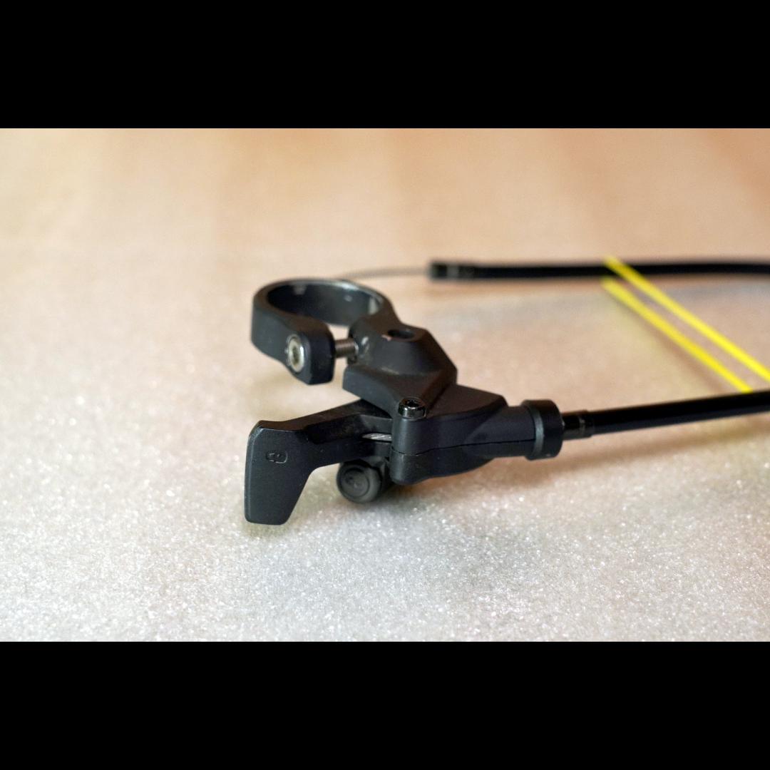 ROCKSHOX SID TEAM ロックアウト 26インチ