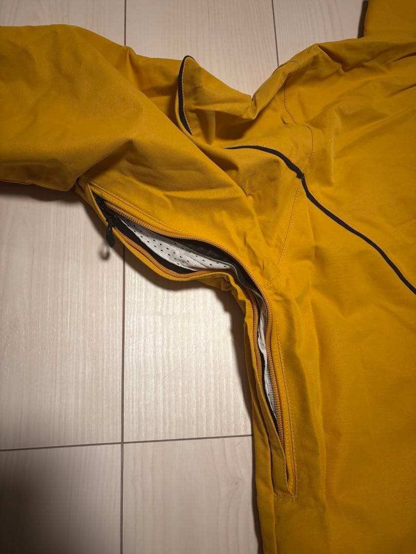 VOLCOM スノーボードジャケット ウェア Lサイズ