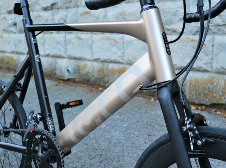 希少！走行距離非常に少なめ】turn surge FRAME BIKE 限定