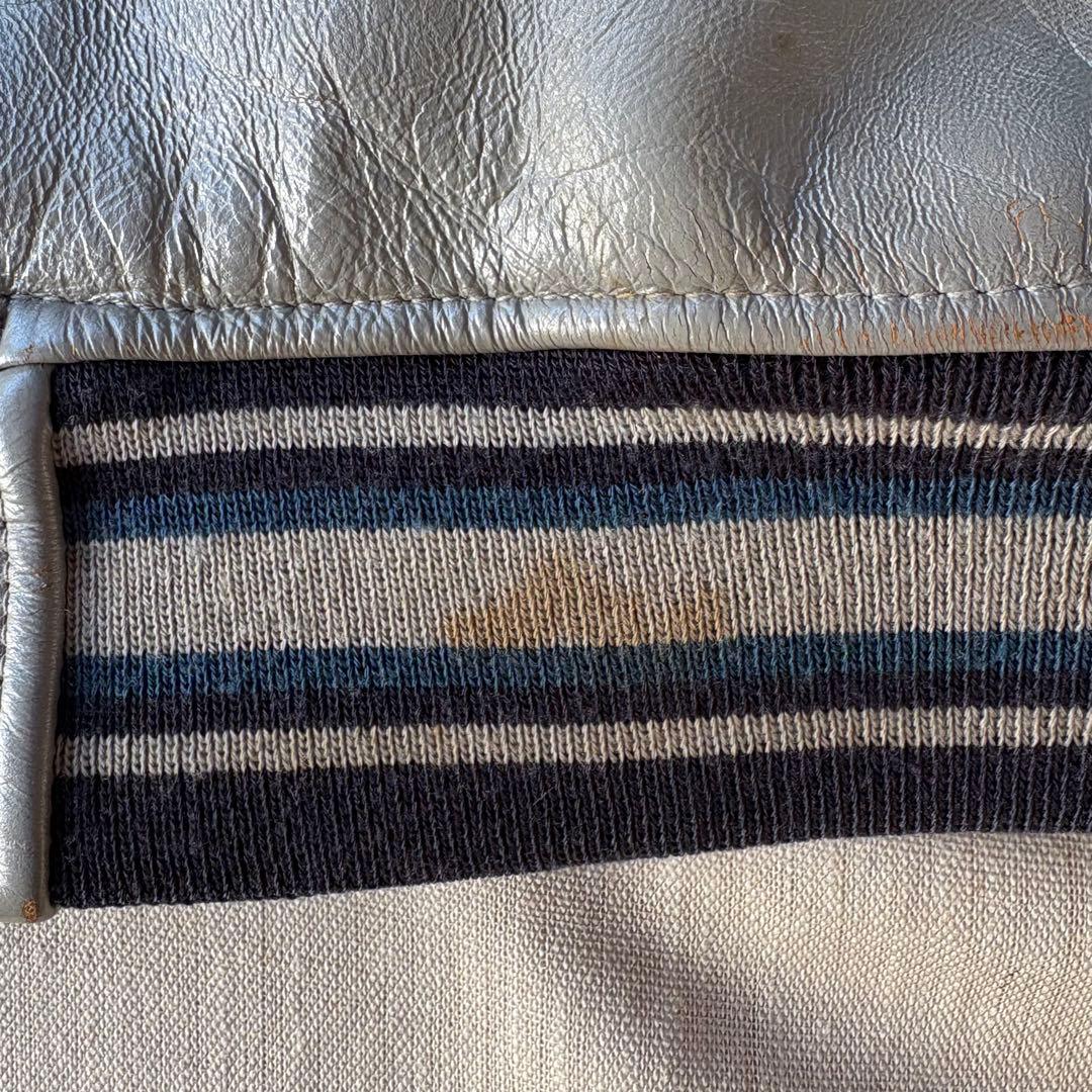 希少 AVIREX タイガー 虎 レザー スタジャン バーシティージャケット L