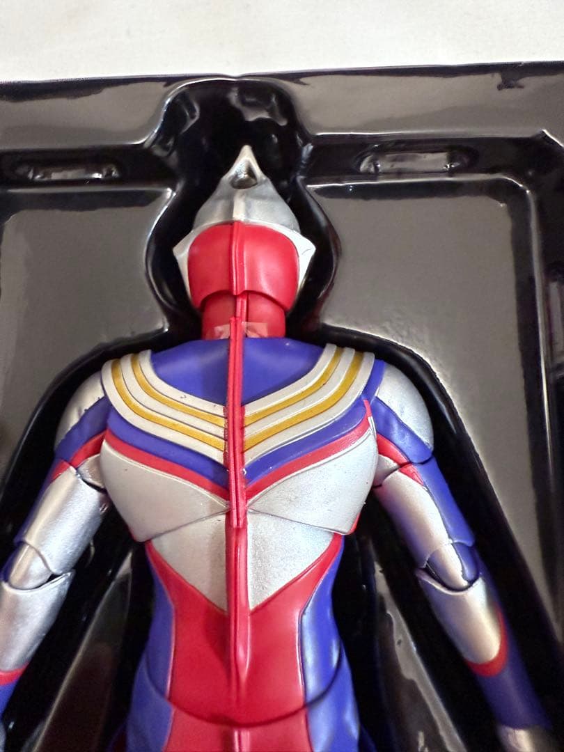 S.H.Figuarts 真骨彫 ウルトラマンティガ マルチタイプ