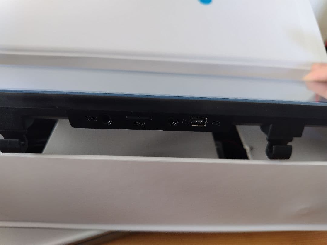 JADO G840+　ミラー型ドライブレコーダー 　ほぼ未使用　32GB SD付