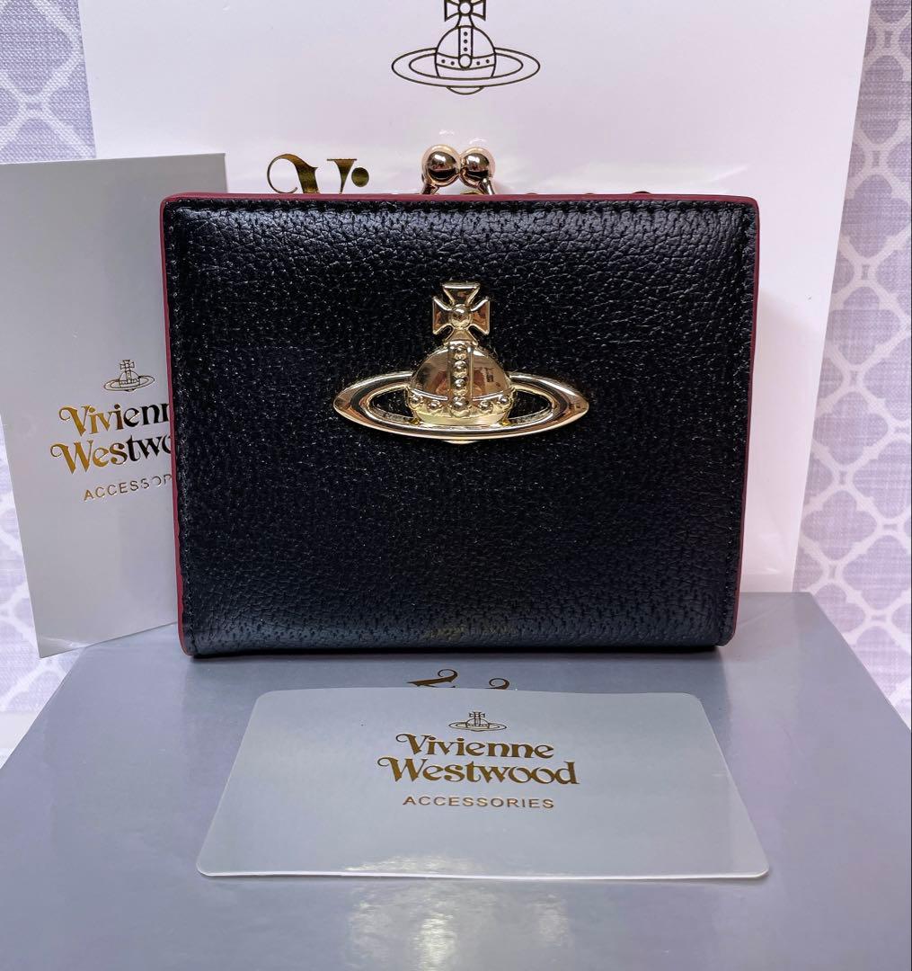 最新☆ショッパー付】高級感 ヴィヴィアン・ウエストウッド 折財布 黒