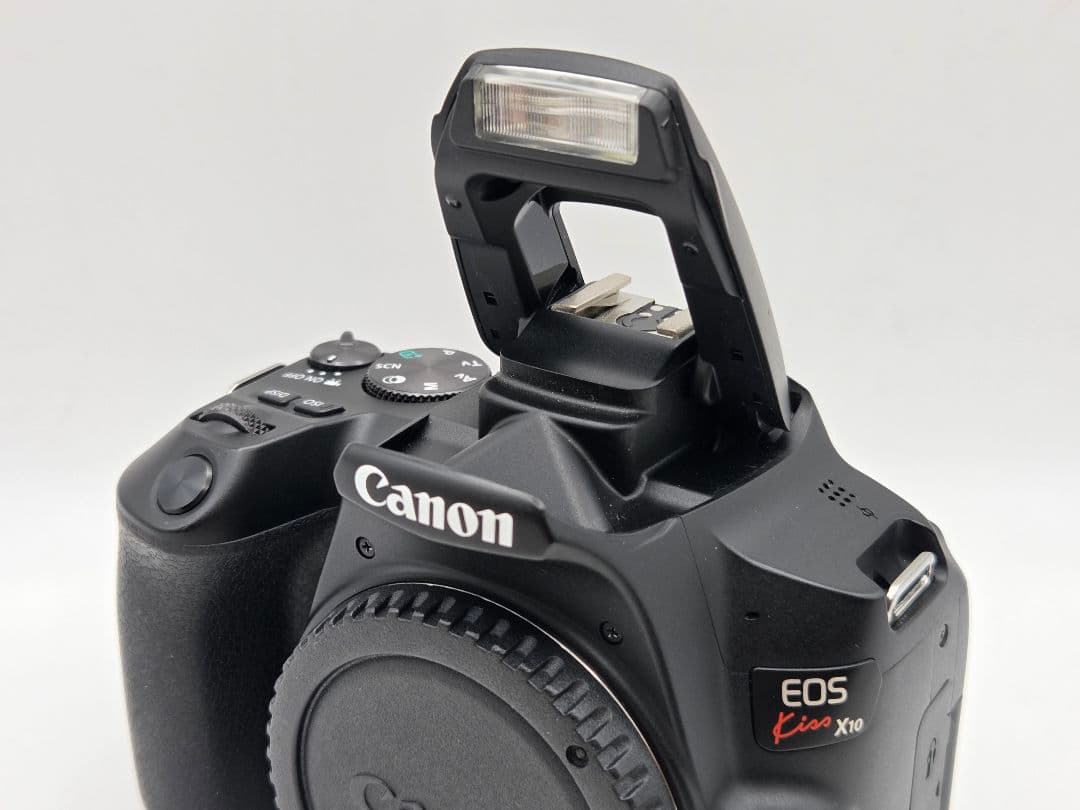 キャノン　Canon EOS Kiss X10 18-55mm レンズキット