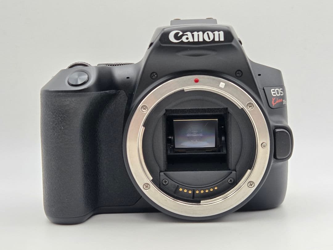 キャノン　Canon EOS Kiss X10 18-55mm レンズキット