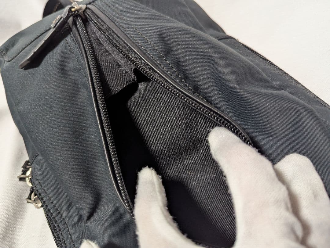 コーチ ボディバッグ ブラック