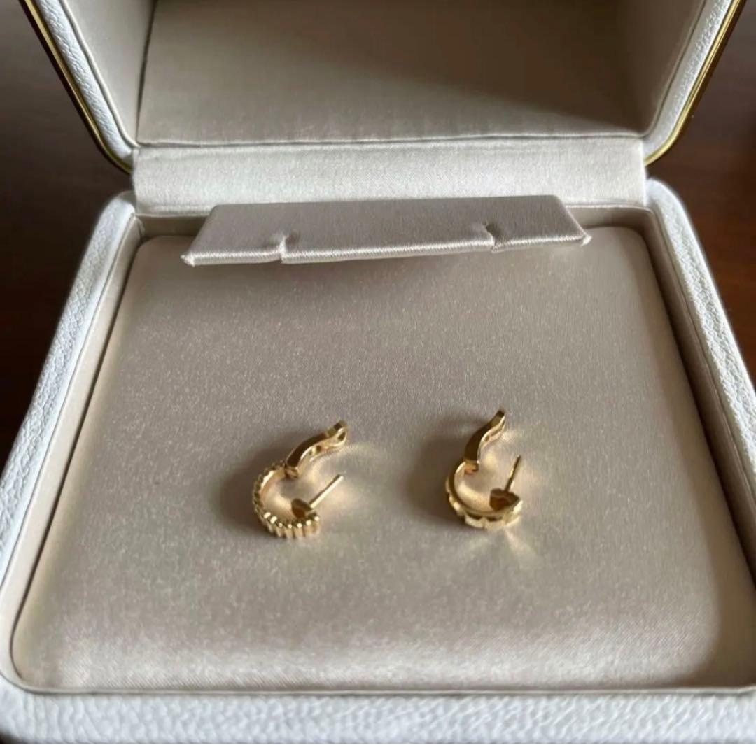 ブシュロン キャトルピアス（クルドパリ/グログラン） - メルカリ