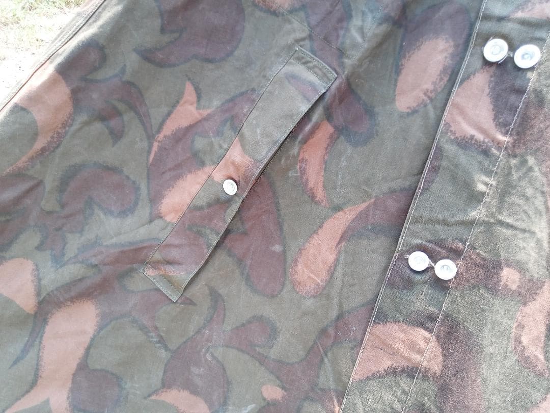 【希少】ハンガリー軍　テントシート2枚組　ハリケーン迷彩　軍幕テント