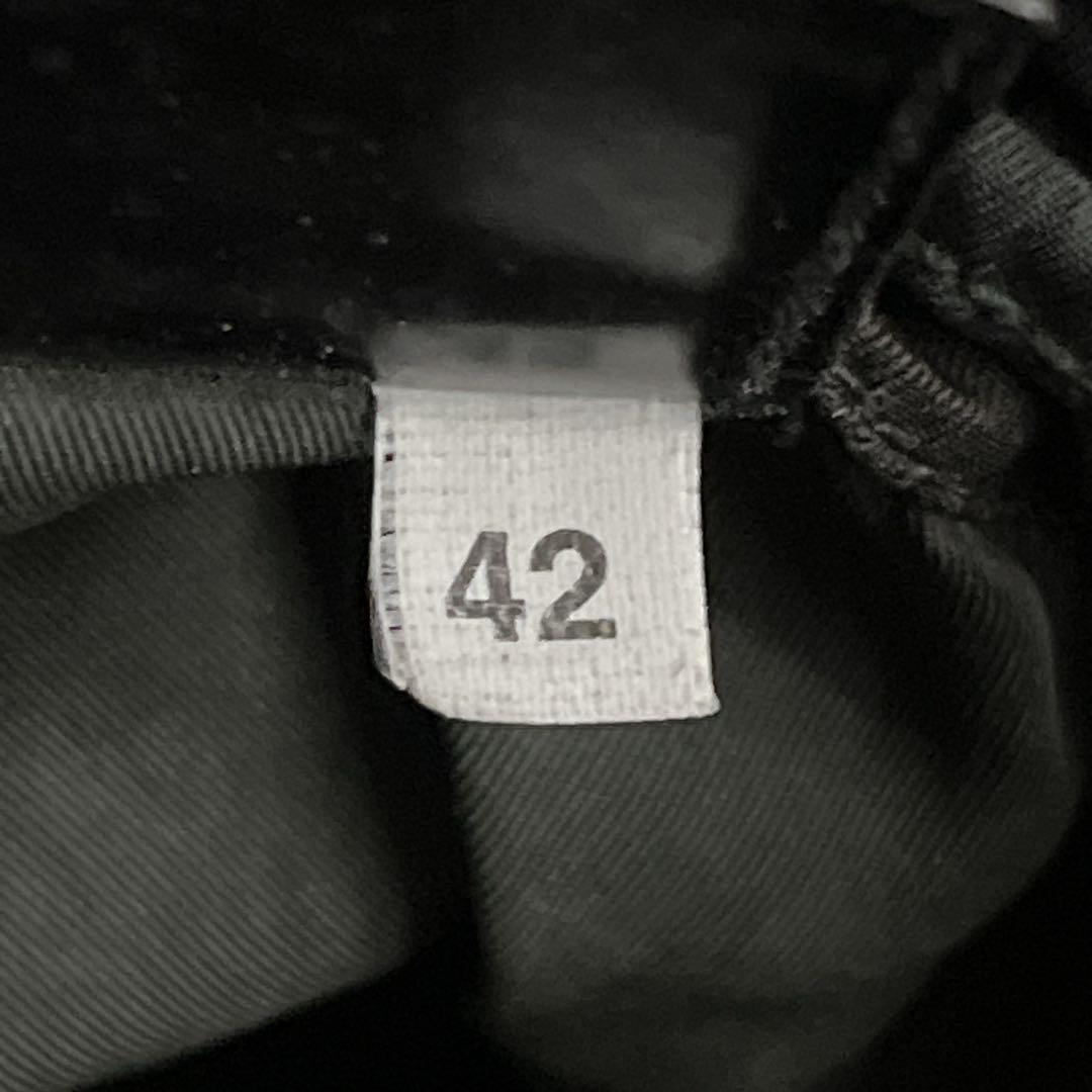 プラダ　三角ロゴ　巾着ミニポーチ　小物入れ　化粧ポーチ　ナイロン　黒　y2k