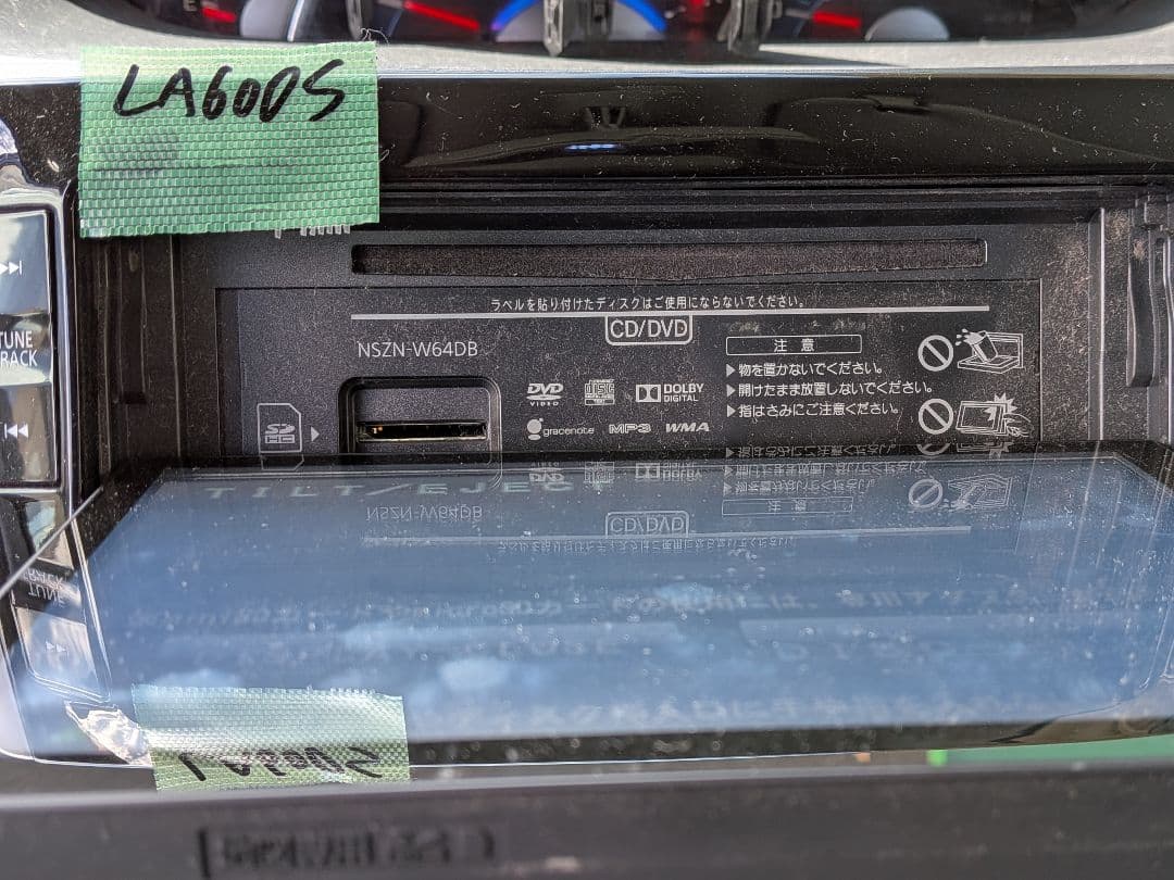 ダイハツ純正オプションナビ　NSZN−W64DB　タント　LA600S