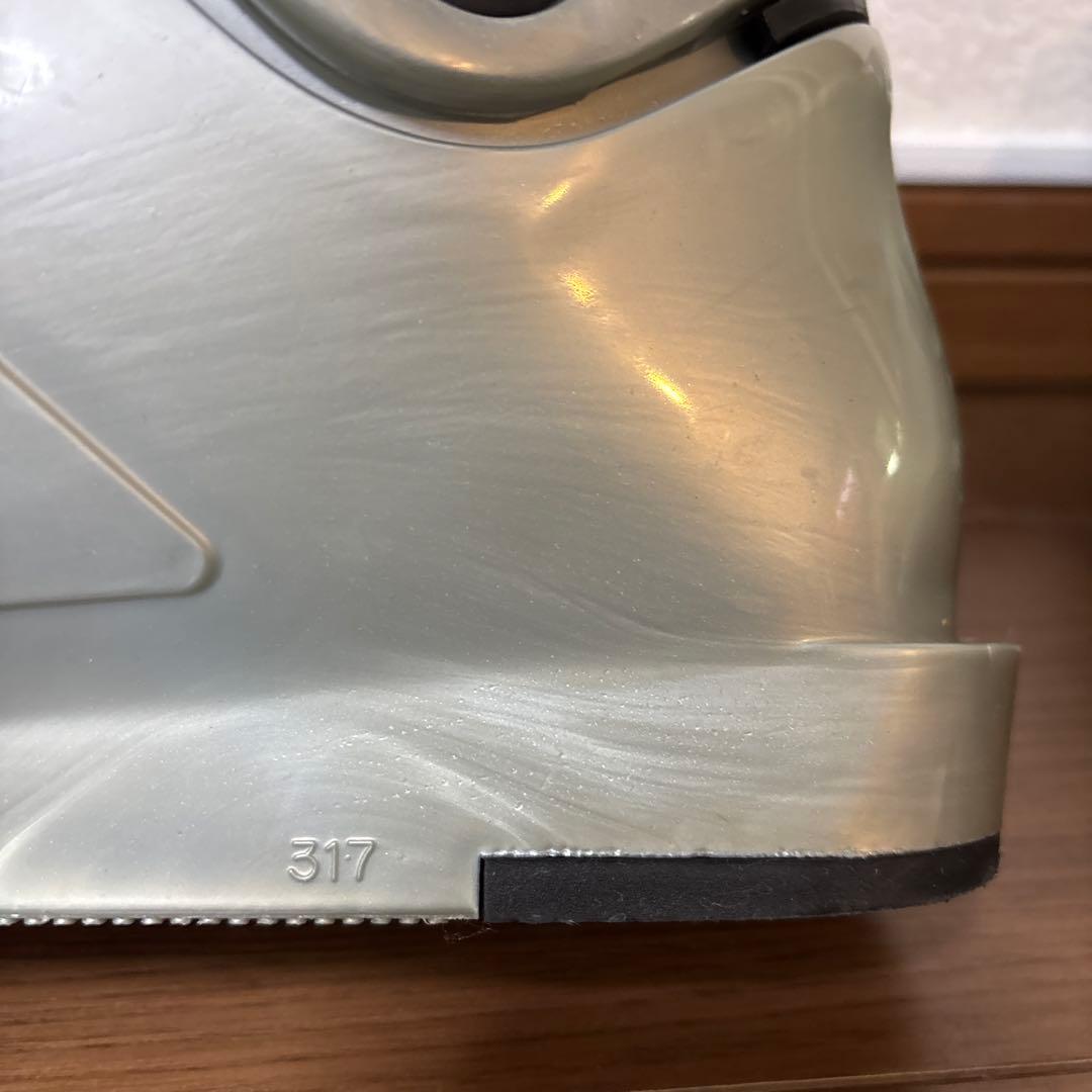 GENFACTORY男性用スキーブーツCARVELIGHT 27.0〜27.5㎝