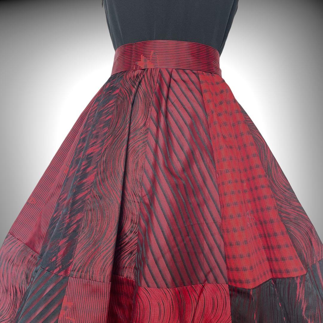 サッシュベルト付き 赤黒で魅せるフレアーロングワンピース 結婚式 着物リメイク
