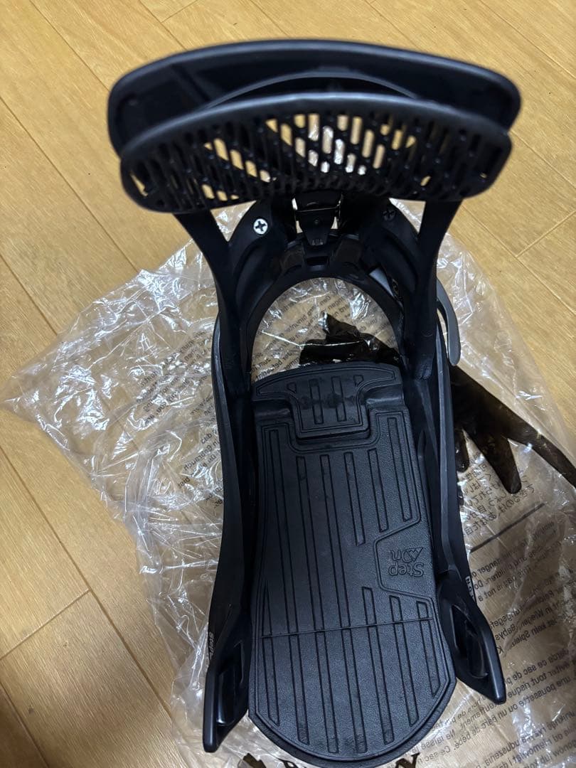 ジ*バ様 STEP ON GENESIS ビンディング Mサイズ ブラック