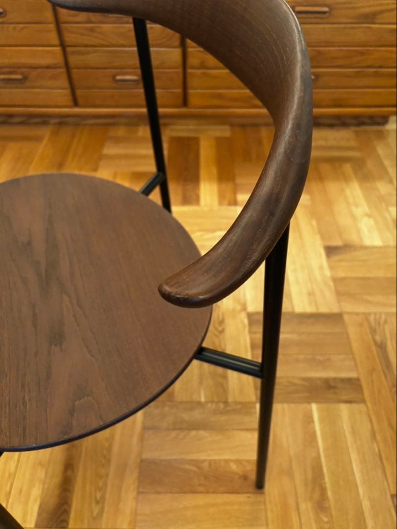 ハンスJ.ウェグナー CH88Tオーク材 スモークドオイル仕上・ブラックベース