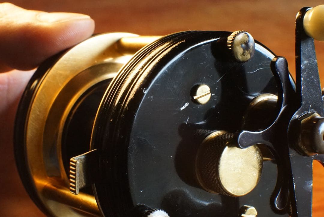 ABU アンバサダー 5000 デラックス メンテ済 フレーム修正済 - メルカリ