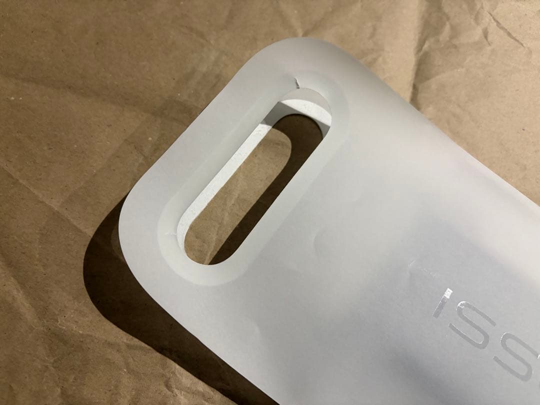 iPhone Pocket by Issey Miyake ロング ブラック