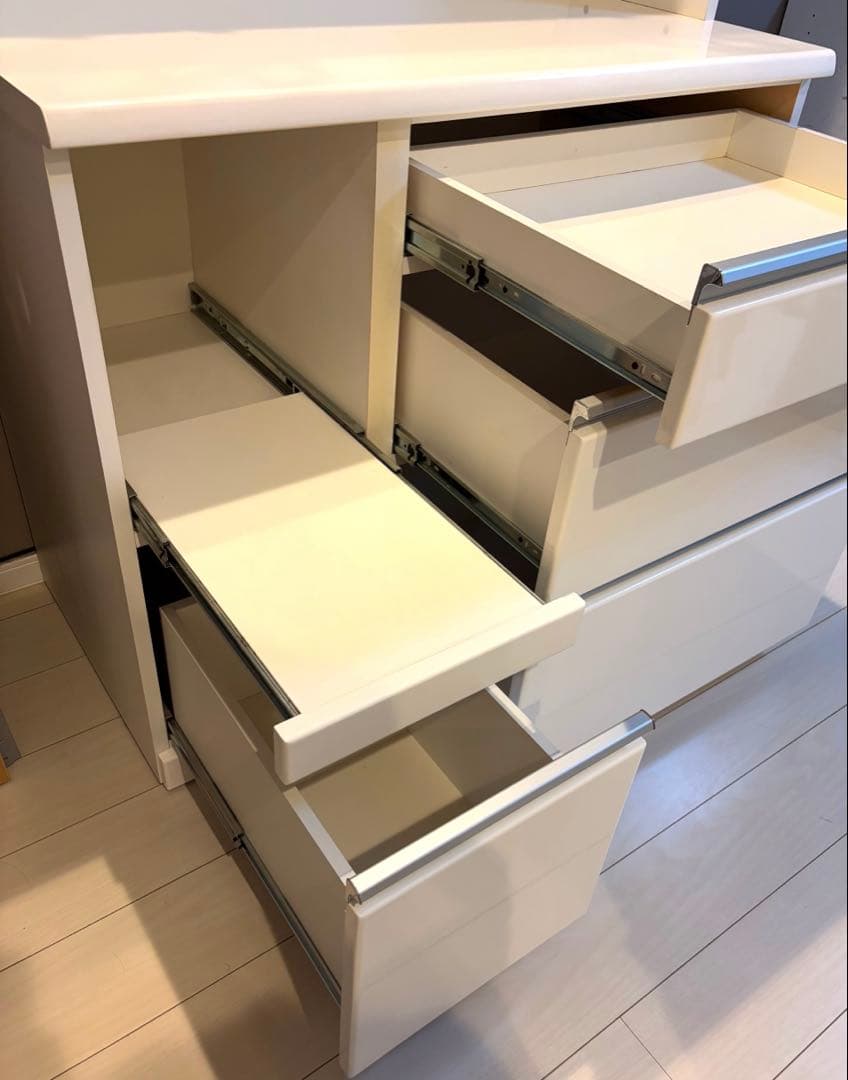 送料込❗️【下部分・同時出品の上部分もご購入下さい】食器棚幅105cmカップボード