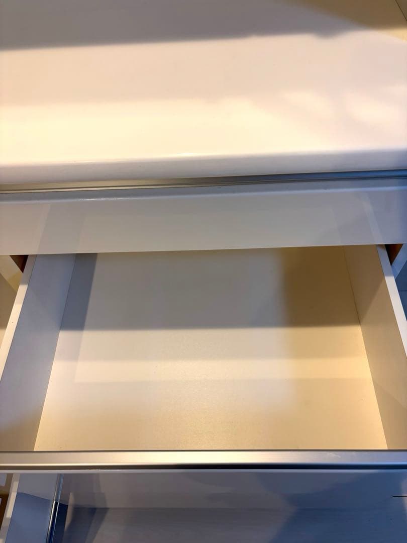 送料込❗️【下部分・同時出品の上部分もご購入下さい】食器棚幅105cmカップボード