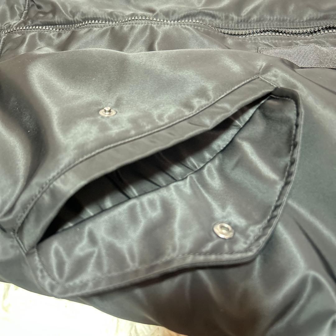 【美品】ユニクロ +J ハイブリッドダウンオーバーサイズMA-1ブルゾン