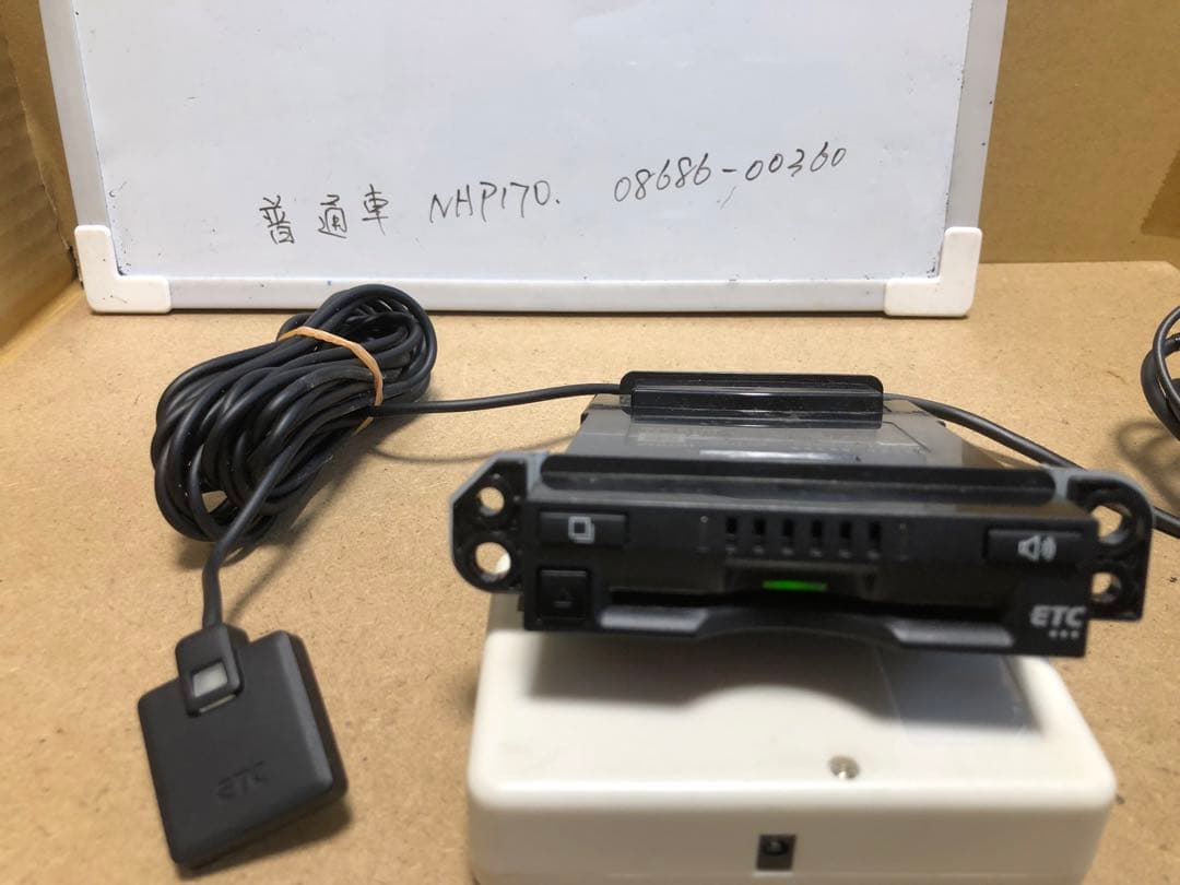 トヨタ純正ETC ビルトイン08686-00360普通車登録新セキュリティ対応