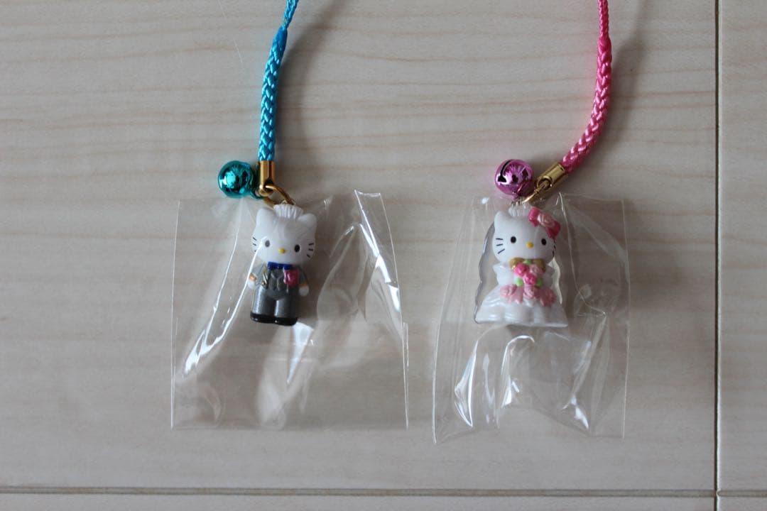 ハローキティ ストラップ2個セット 軽井沢限定 信州 ダニエル