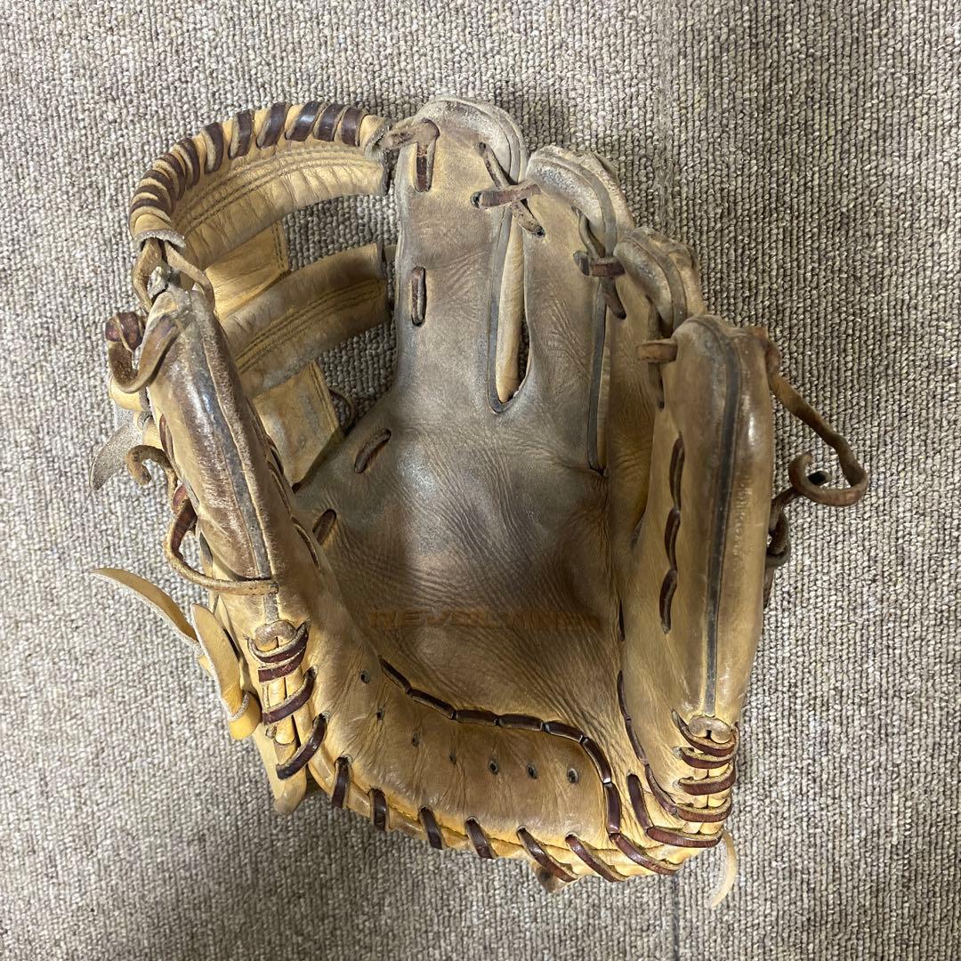 ミツワタイガー　硬式内野用グローブ