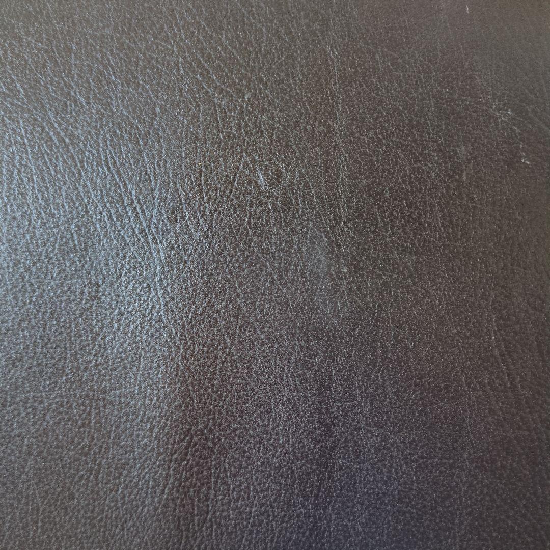 レザー アームチェア キャスター付き