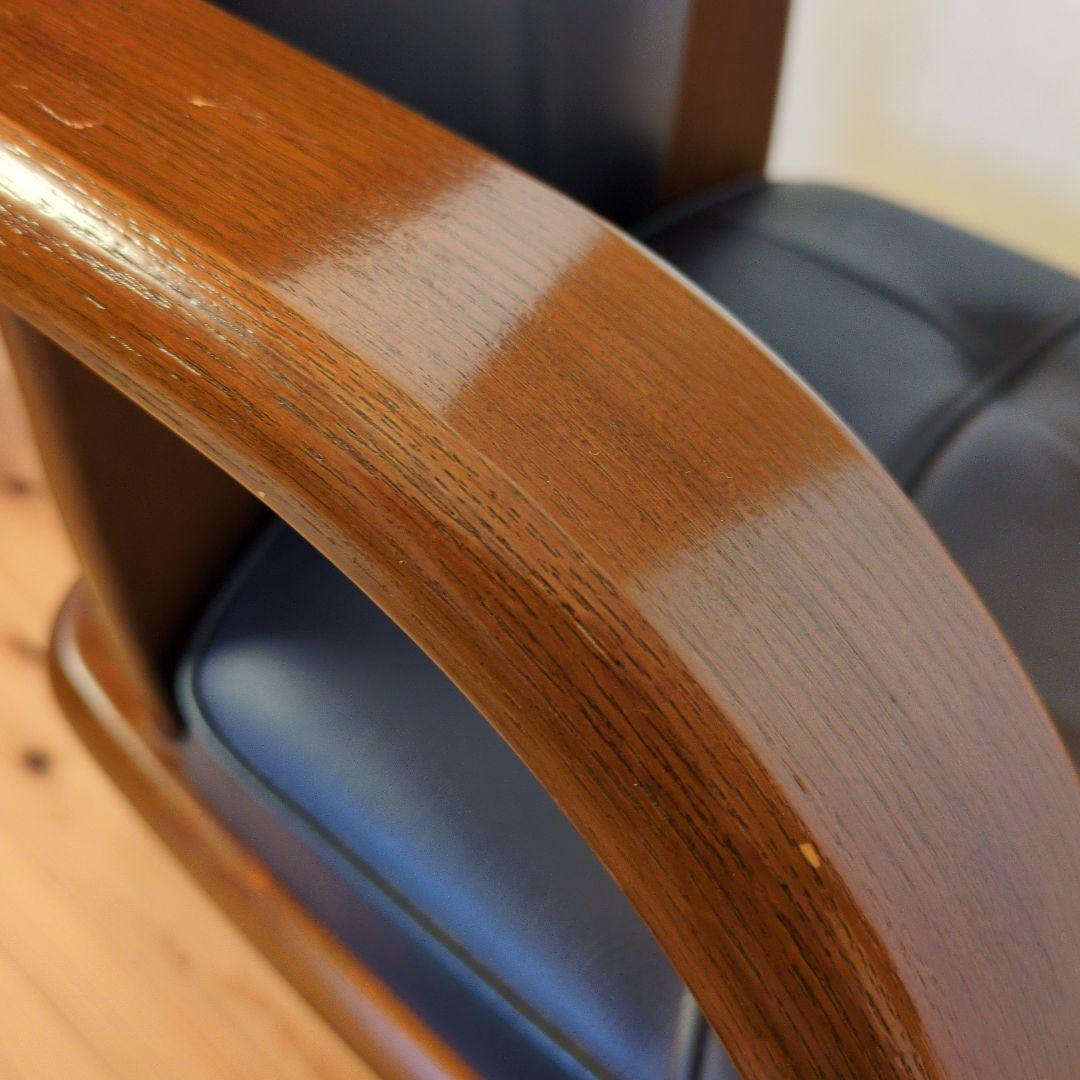 レザー アームチェア キャスター付き