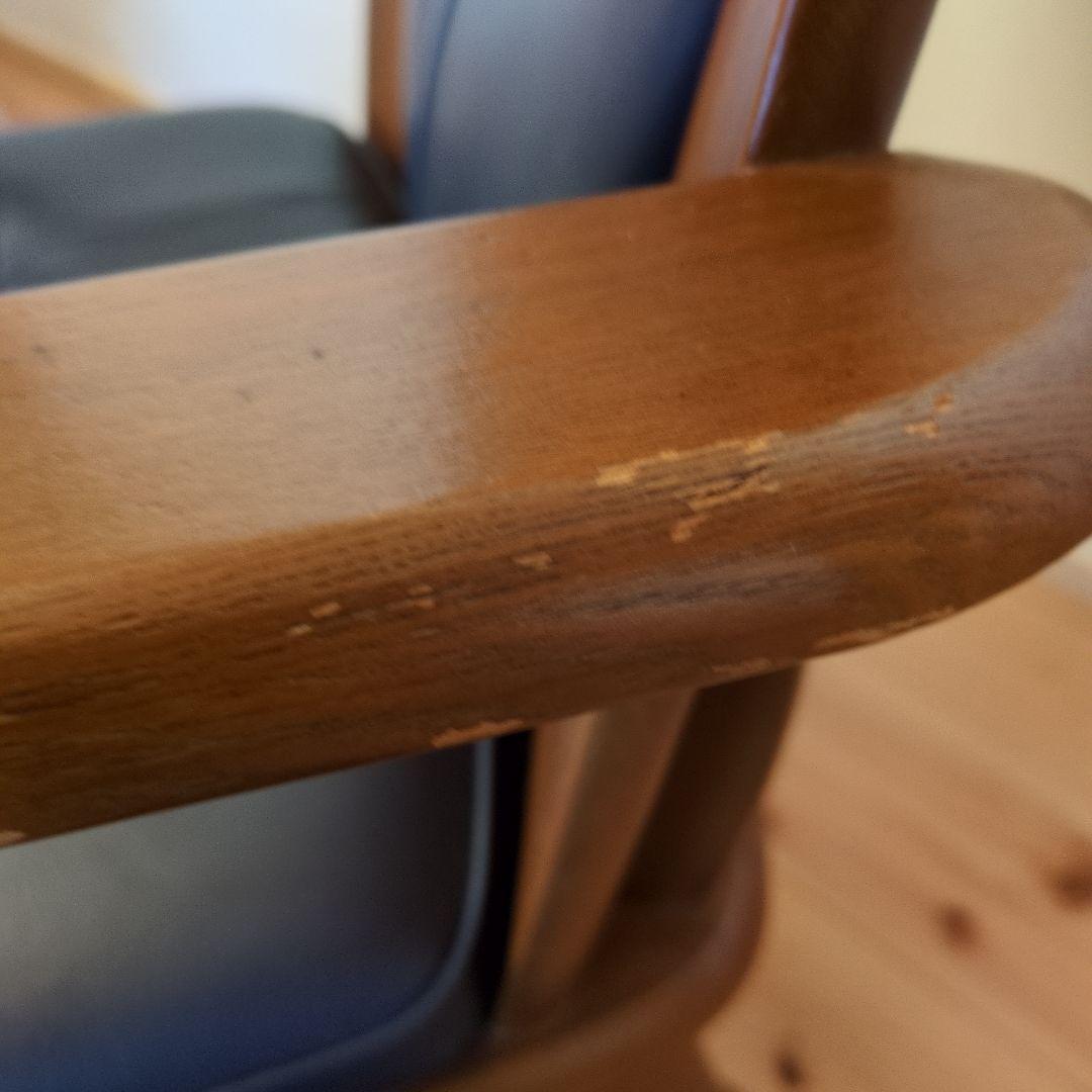 レザー アームチェア キャスター付き