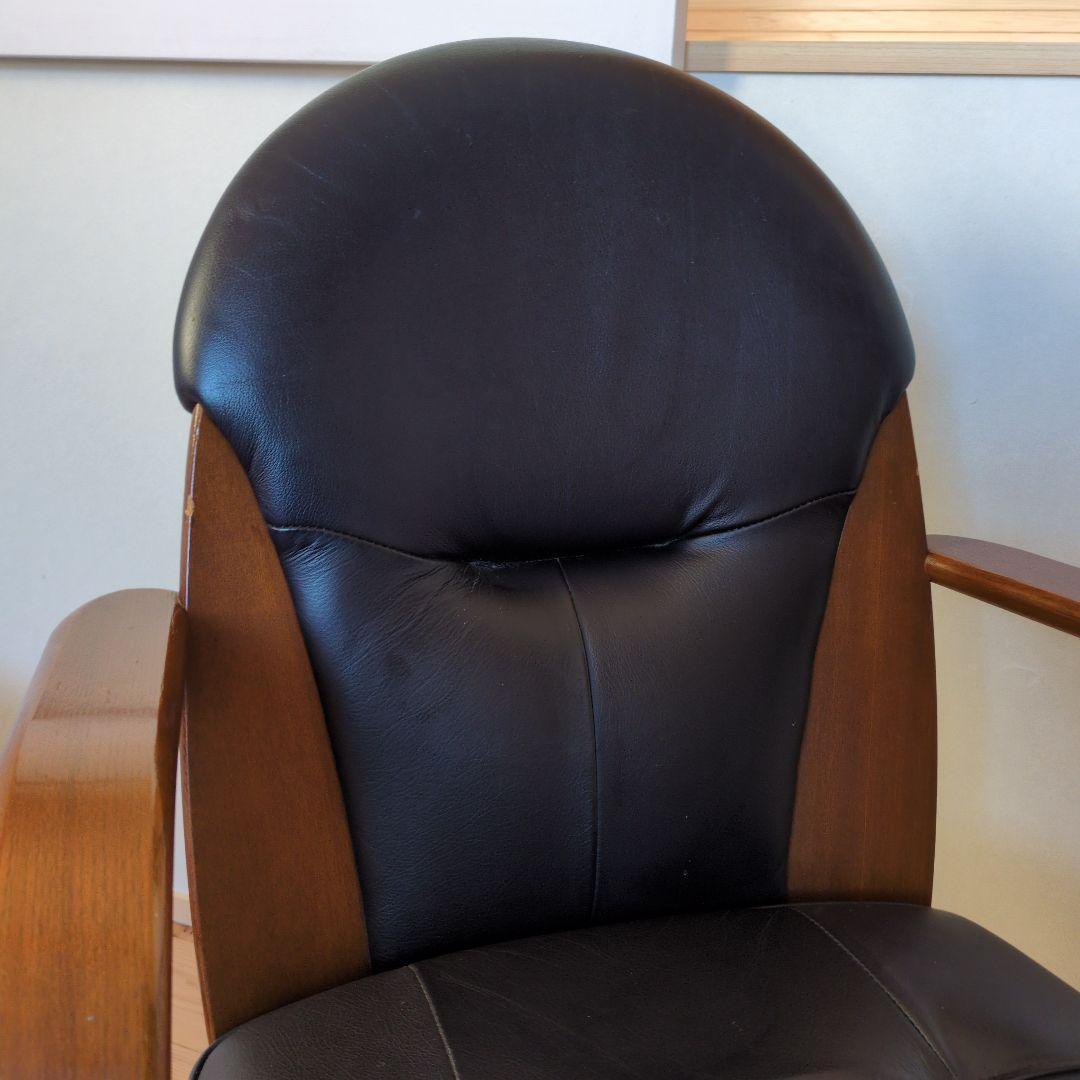 レザー アームチェア キャスター付き