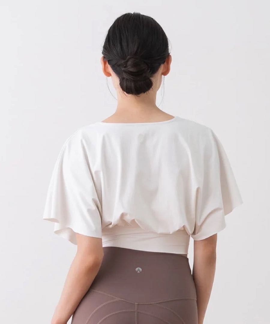 SUKALA】 ブラトップ付きバルーンカシュクールトップス ホワイト S
