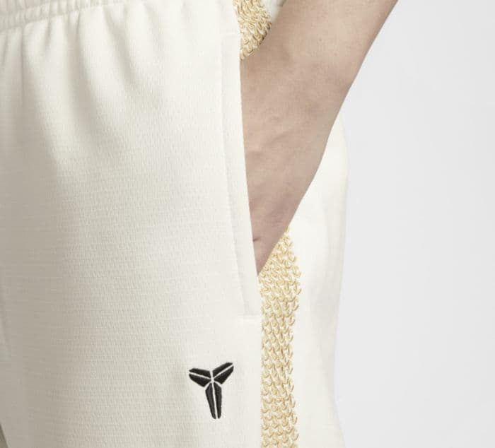 【新品】KOBE Therma-FIT Basketball setup