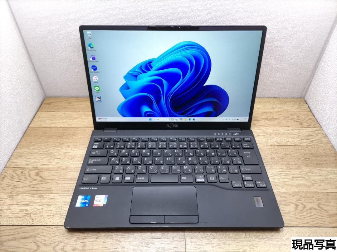 XR：LIFEBOOK U9311 Win11 i5 SSD Office付き - メルカリ