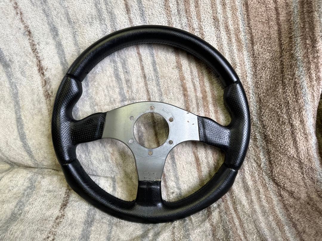 MOMOコワースレーシング！当時モノ！レース用32π超希少品！winさん専用