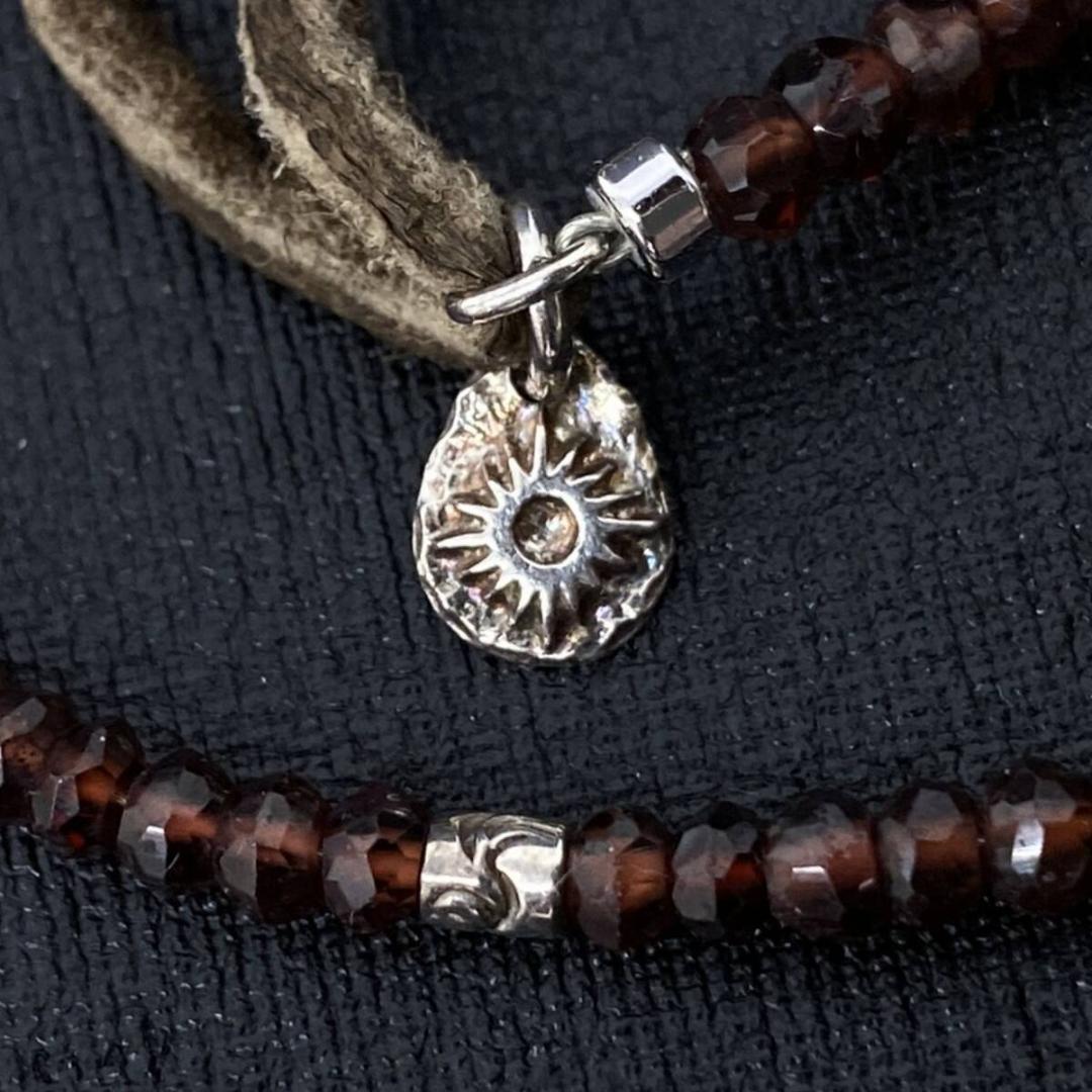 ARIZONA FREEDOM シルバー太陽神メタル ビーズ レザーブレスレット