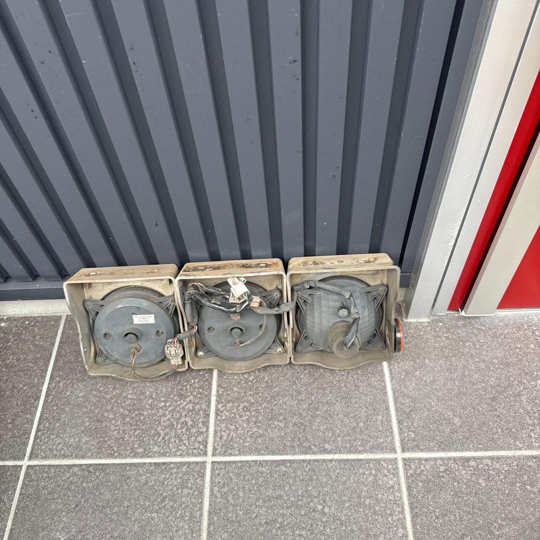 ICLテールランプ 左右セット1台分