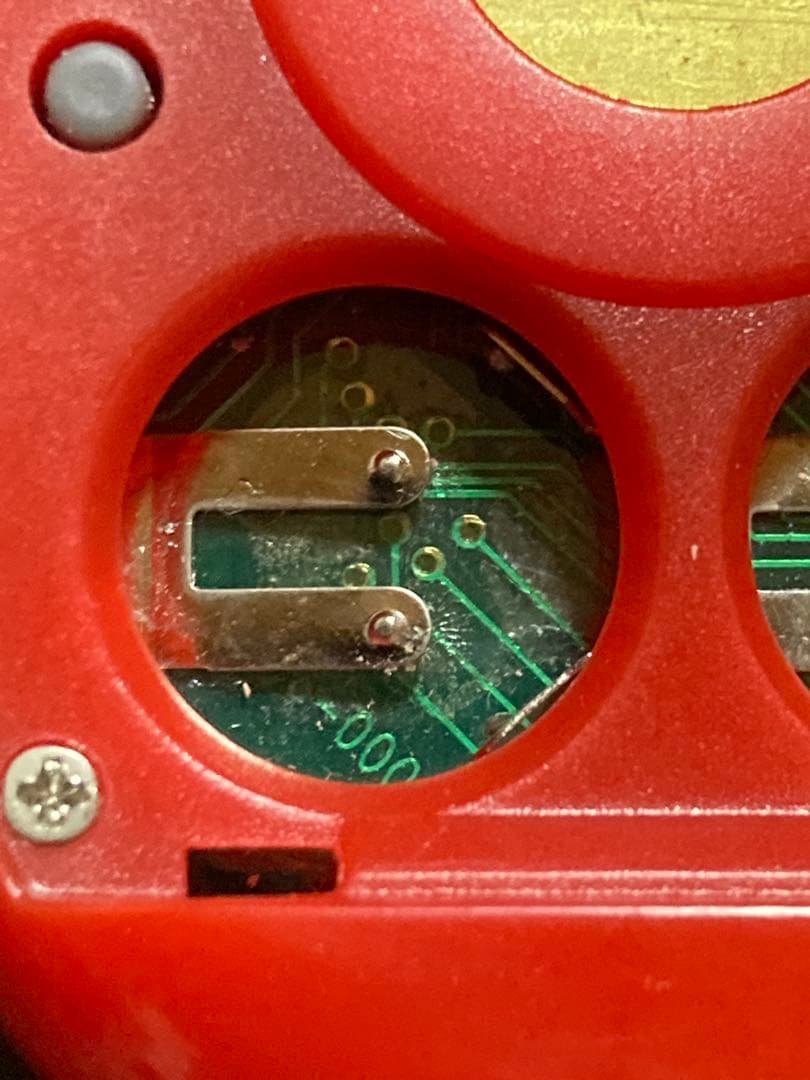 【動作確認済・ジャンク】サンタクロっちのたまごっち　レッド　※裏蓋両側ビス欠け