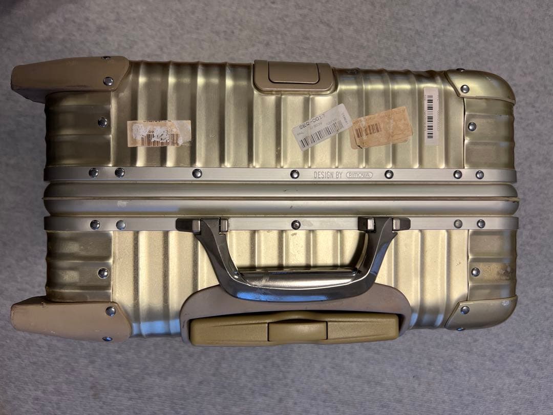 あーや★さんさん専用　希少　４輪RIMOWA シャンパンゴールド