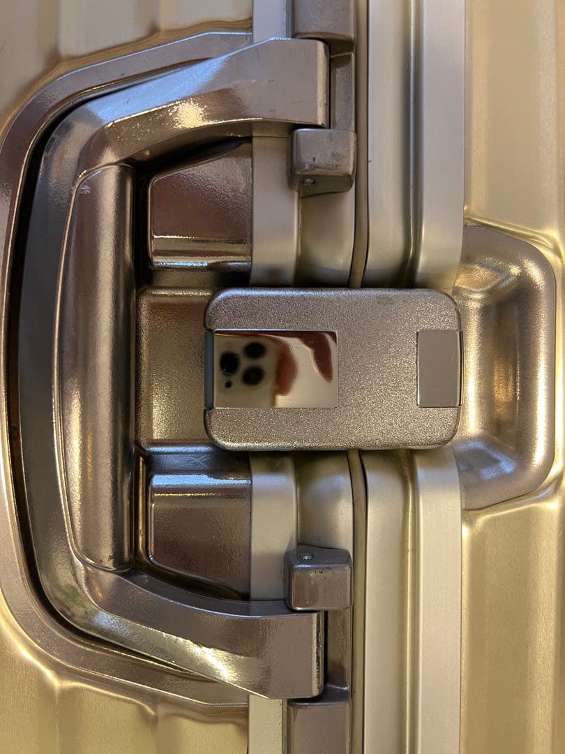 あーや★さんさん専用　希少　４輪RIMOWA シャンパンゴールド