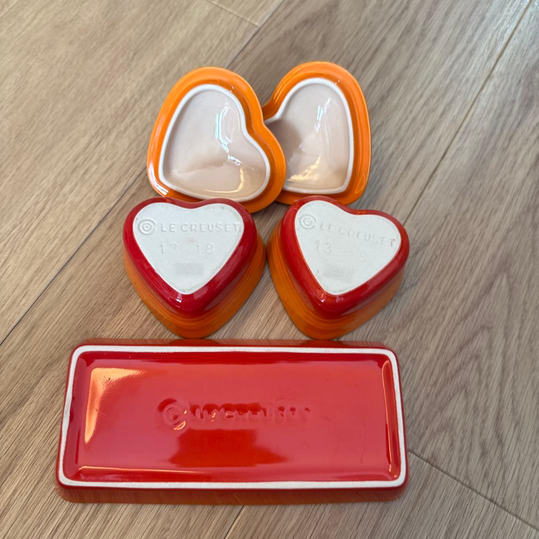 LE CREUSET ル・クルーゼ ハート型ミニココット&トレーオレンジ - メルカリ