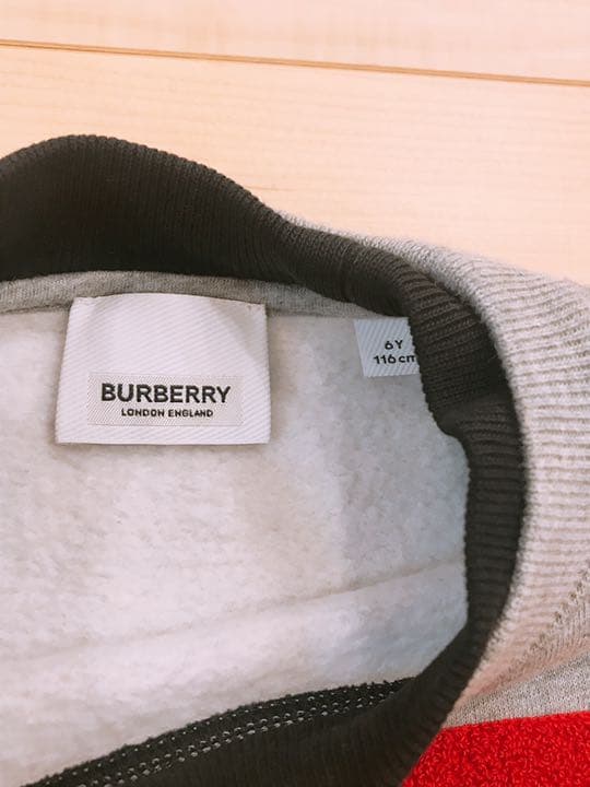 Burberry トレーナー　キッズ　6Y 110 裏起毛　ビックロゴ