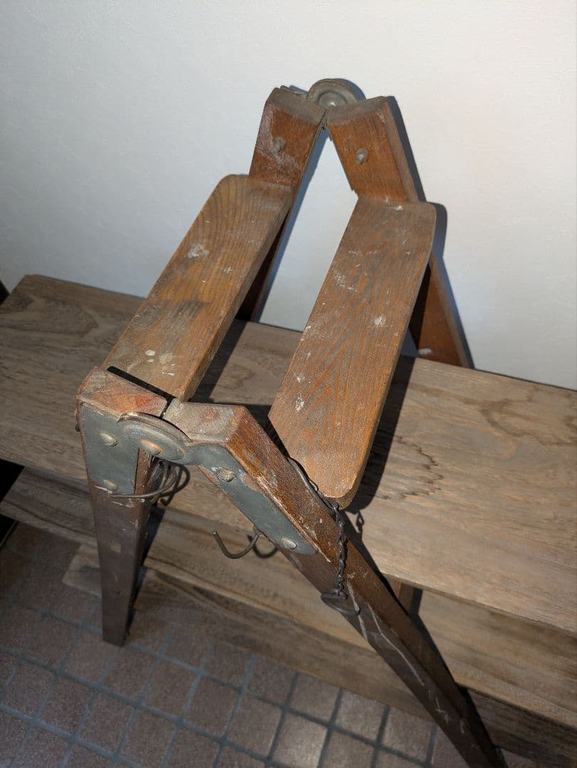 アンティーク ハンドメイド 木製棚 脚立活用