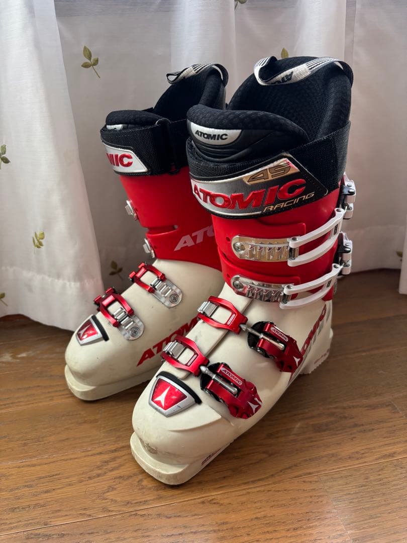 アトミック　スキー靴