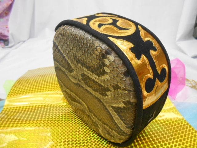 P14現品販売(送料無料)14.980円　沖縄三線専用蛇皮強化張チーガ 胴巻き付